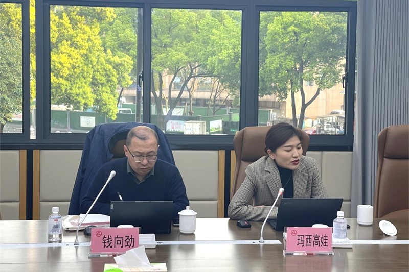 公司举办宏观经济与国企发展专题培训2.jpg