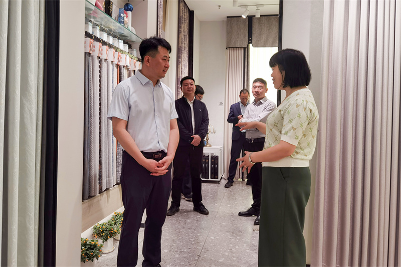 北联市场分公司赴河南郑州锦荣考察2 (2).jpg