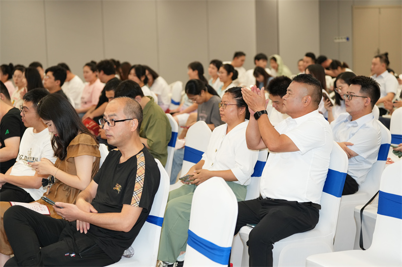 7公司开展七一主题歌唱汇演活动5.JPG