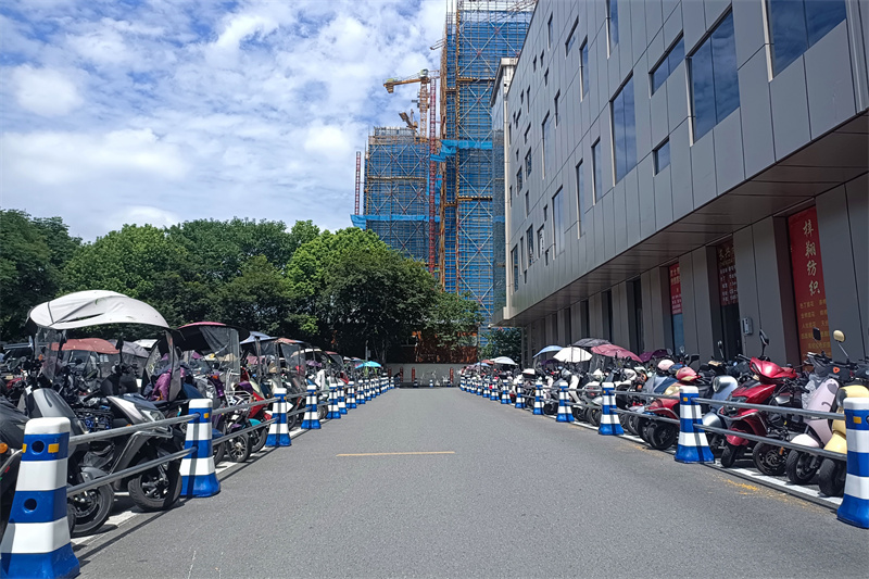 坯布市场开展外围环境秩序提升整治行动.jpg