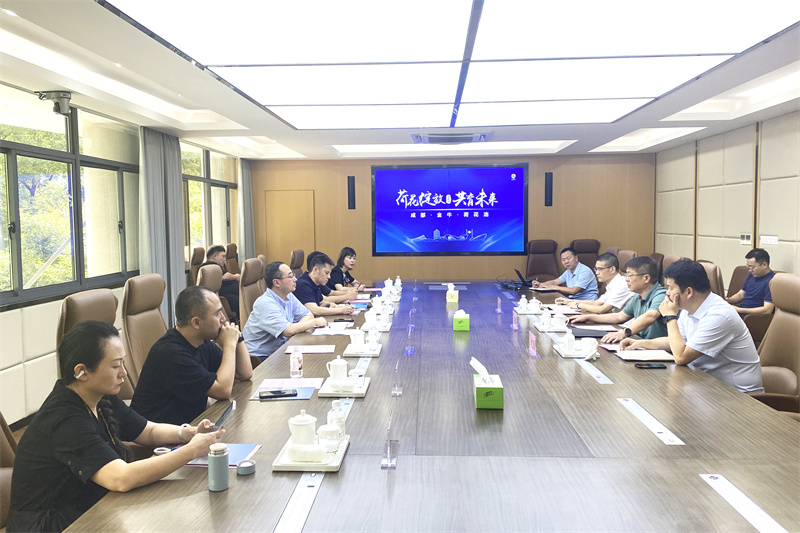 四川省经济合作局考察团调研考察中国轻纺城.jpg