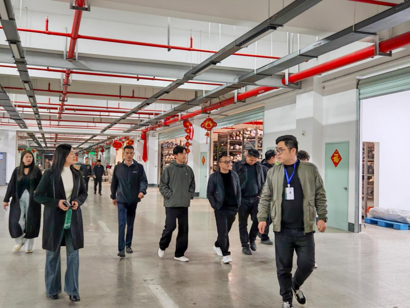 智港运营公司开展物流港招商合作推介会1.png