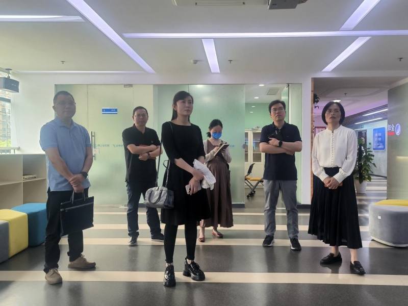 绍兴市委网信办一行调研网络公司.jpg