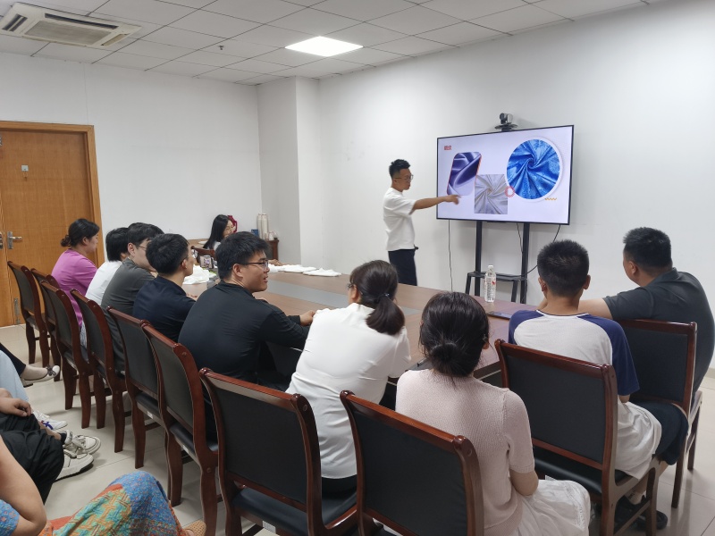 坯布市场组织开展纺织基础知识培训会1.jpg