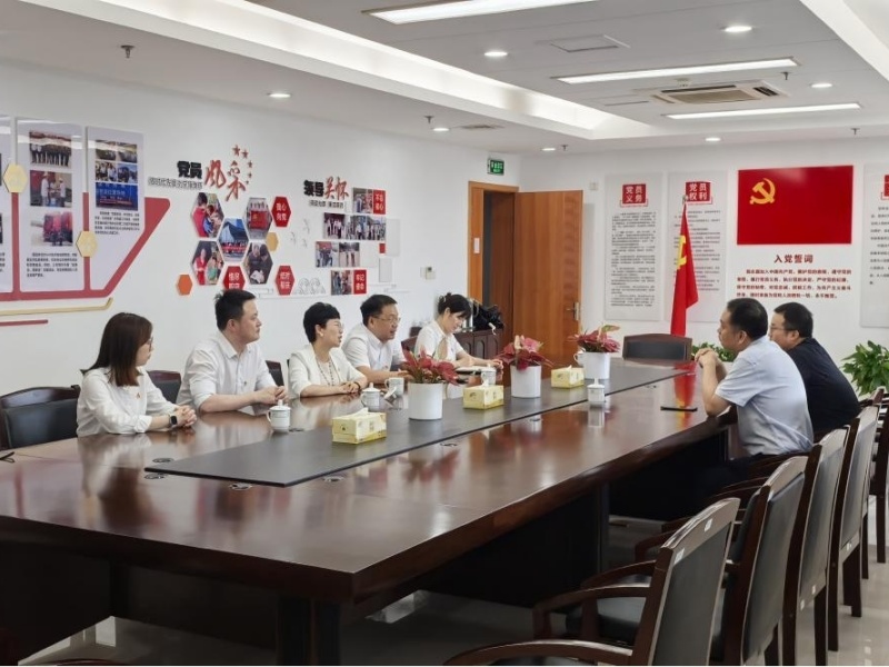 党建引领聚合力，银企共建暖民心1.jpg