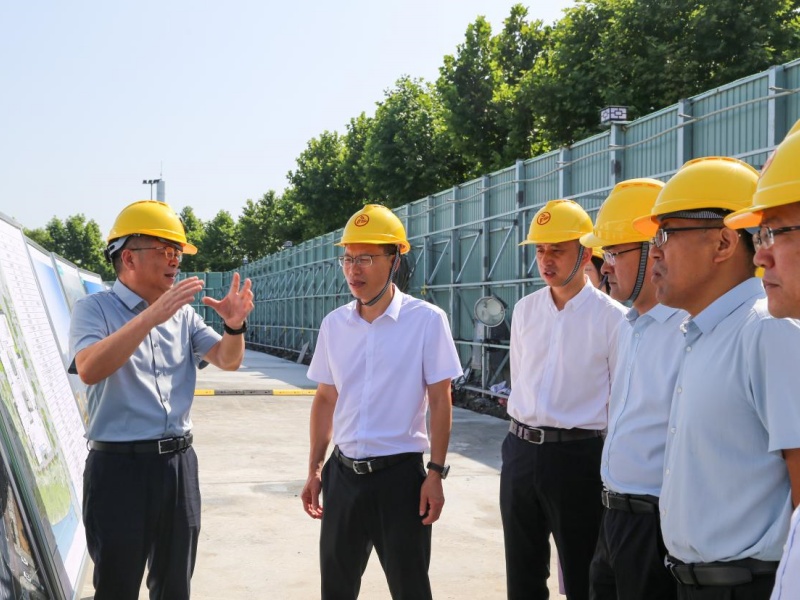 柯桥区政协主席丁贵带队调研纺织博物馆建设运营项目.jpg